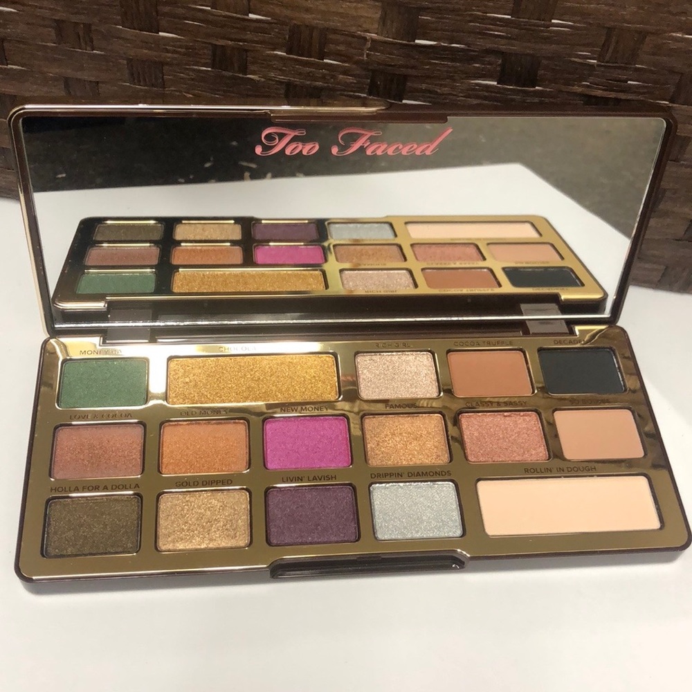 Too faced chocolate gold eye shadow palette